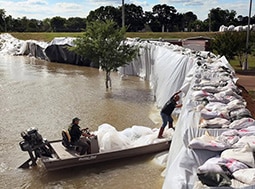 Mississippi-River-Flood-works